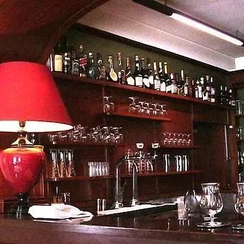 Hotel Des Roses